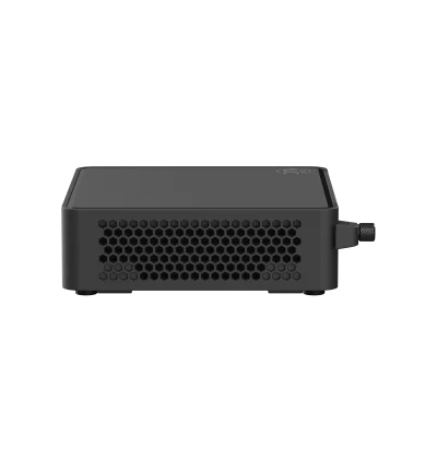 Asus NUC 15 Pro, CPU Intel® Core™ 7 240H, versione Slim