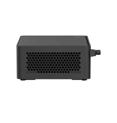 Asus NUC 15 Pro, CPU Intel® Core™ 7 240H, versione Tall